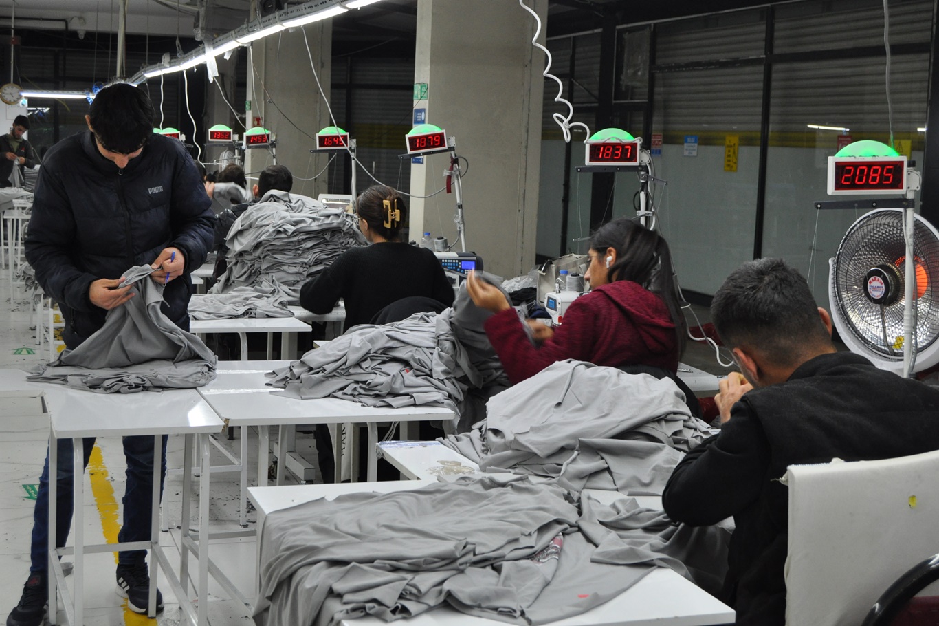 ‘’BU ASGARİ ÜCRETLE GEÇİNEMİYORUZ’’