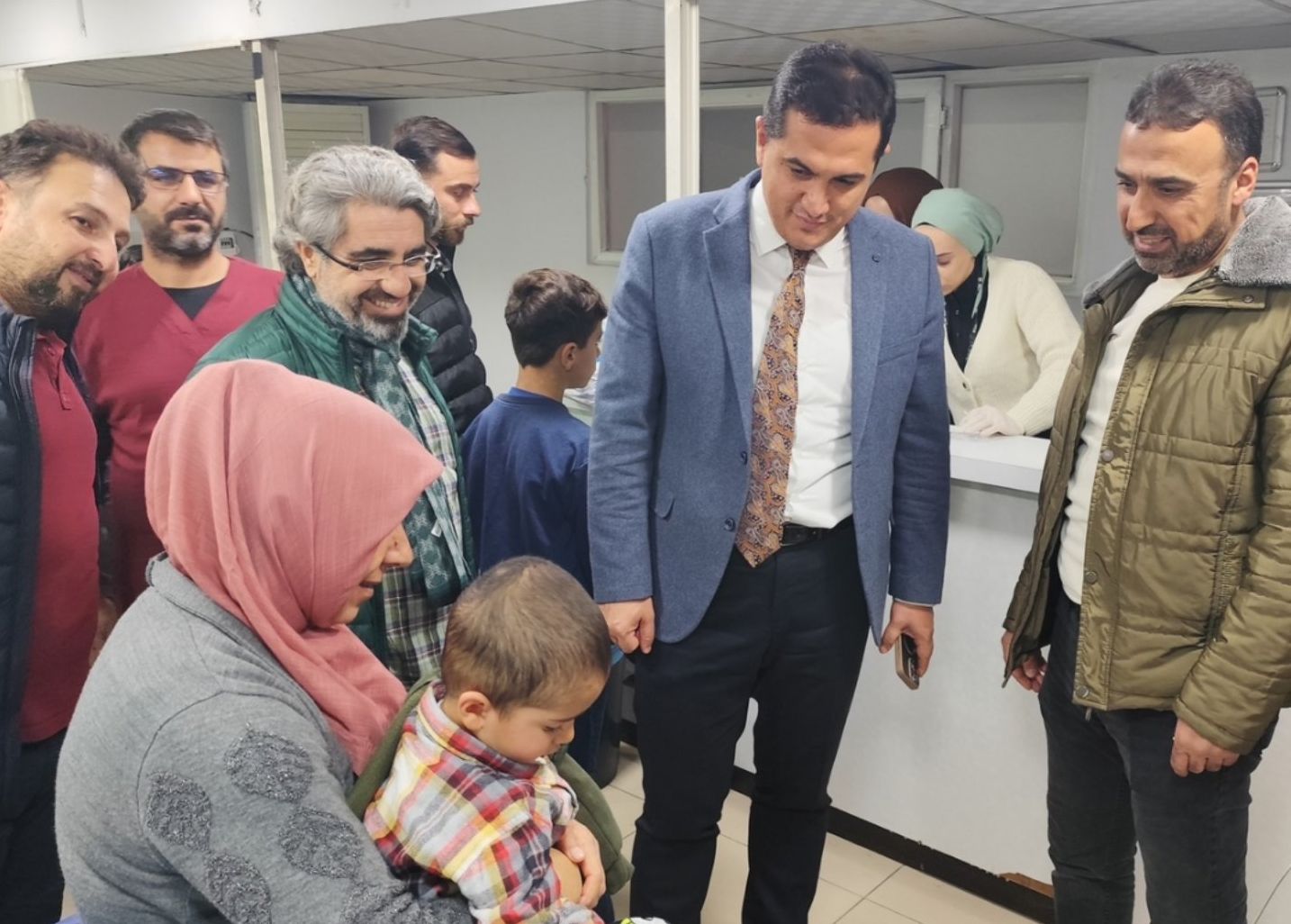 Canpolat, Gece Ziyaretleriyle Sağlık Hizmetlerini denetledi