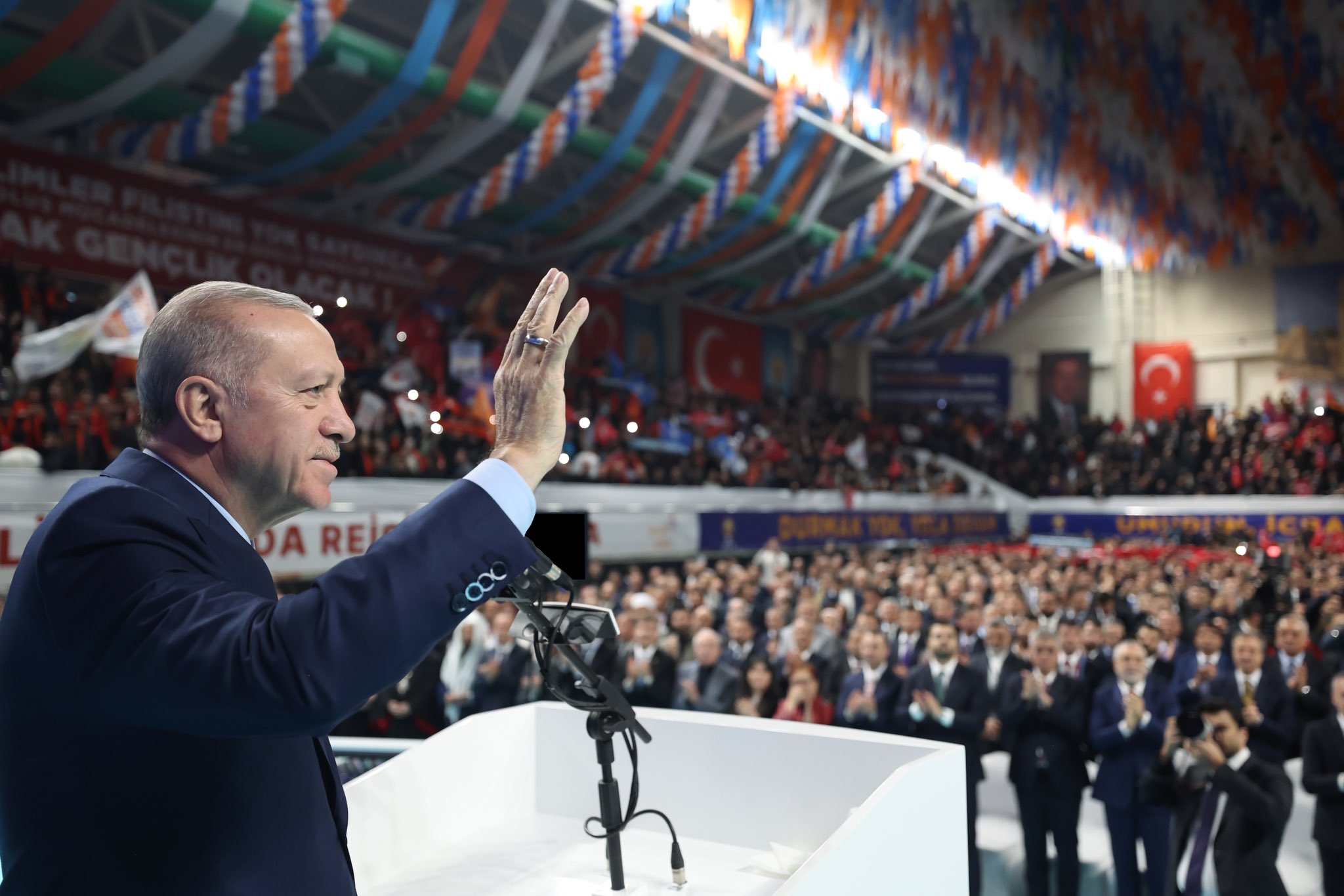 Cumhurbaşkanı Erdoğan: Doğruyu savundukça Rabbim milletimizin yolunu açacaktır