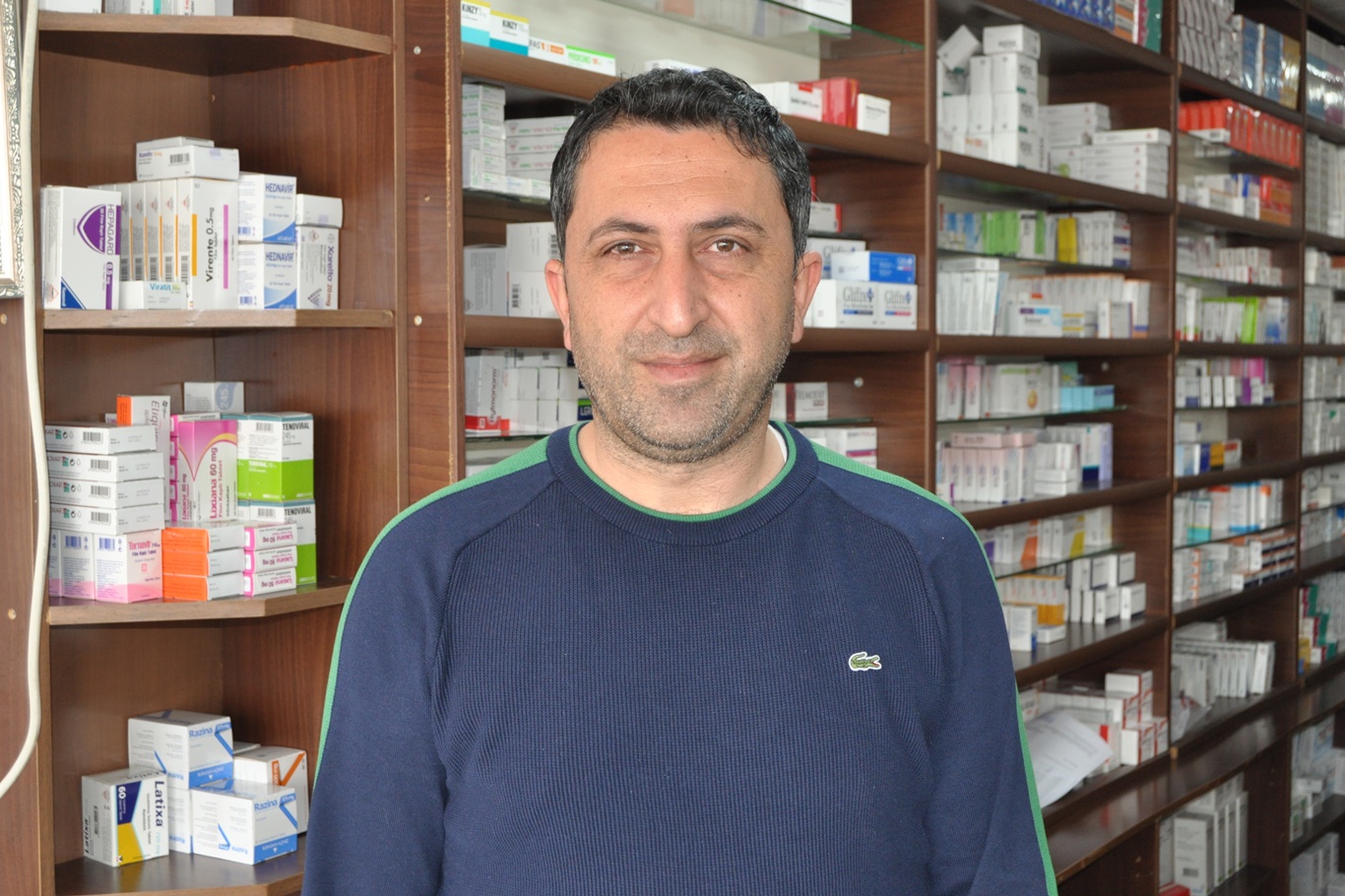 ECZACILAR: İLAÇ KRİZİNİN SEBEBİ SABİT KUR UYGULAMASI