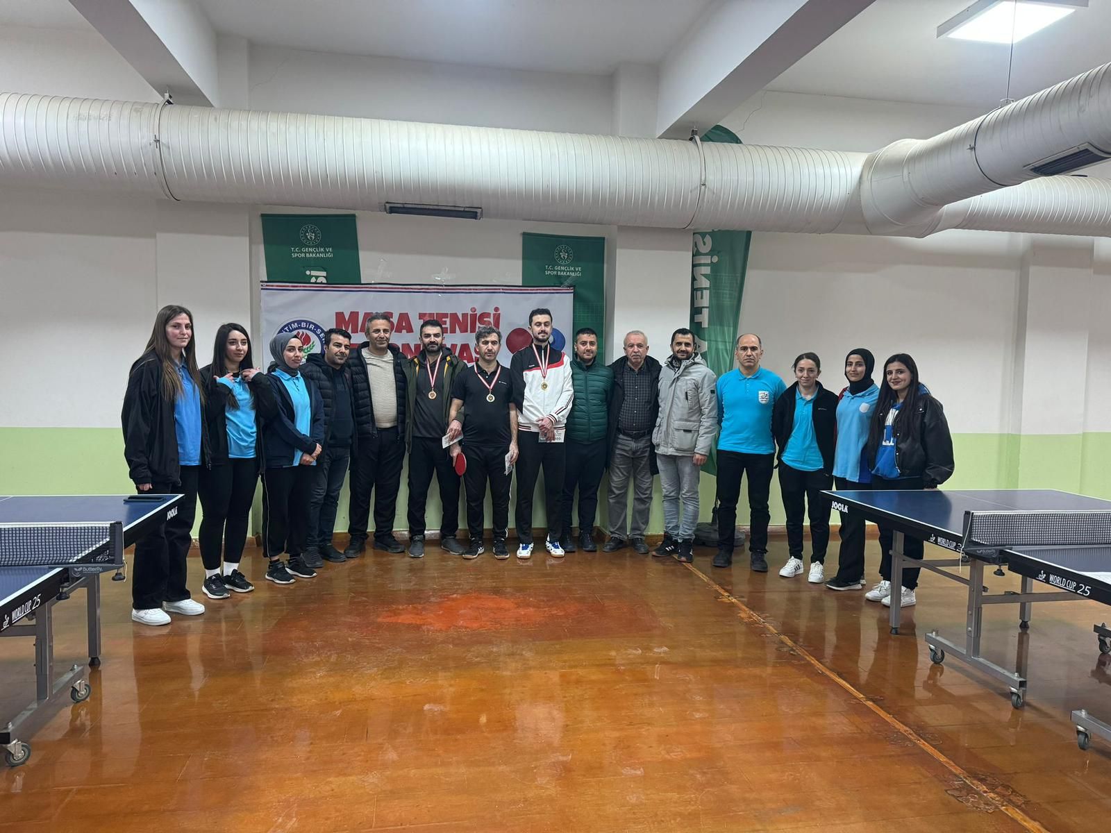 Eğitim-Bir-Sen’den Masa Tenisi Turnuvası