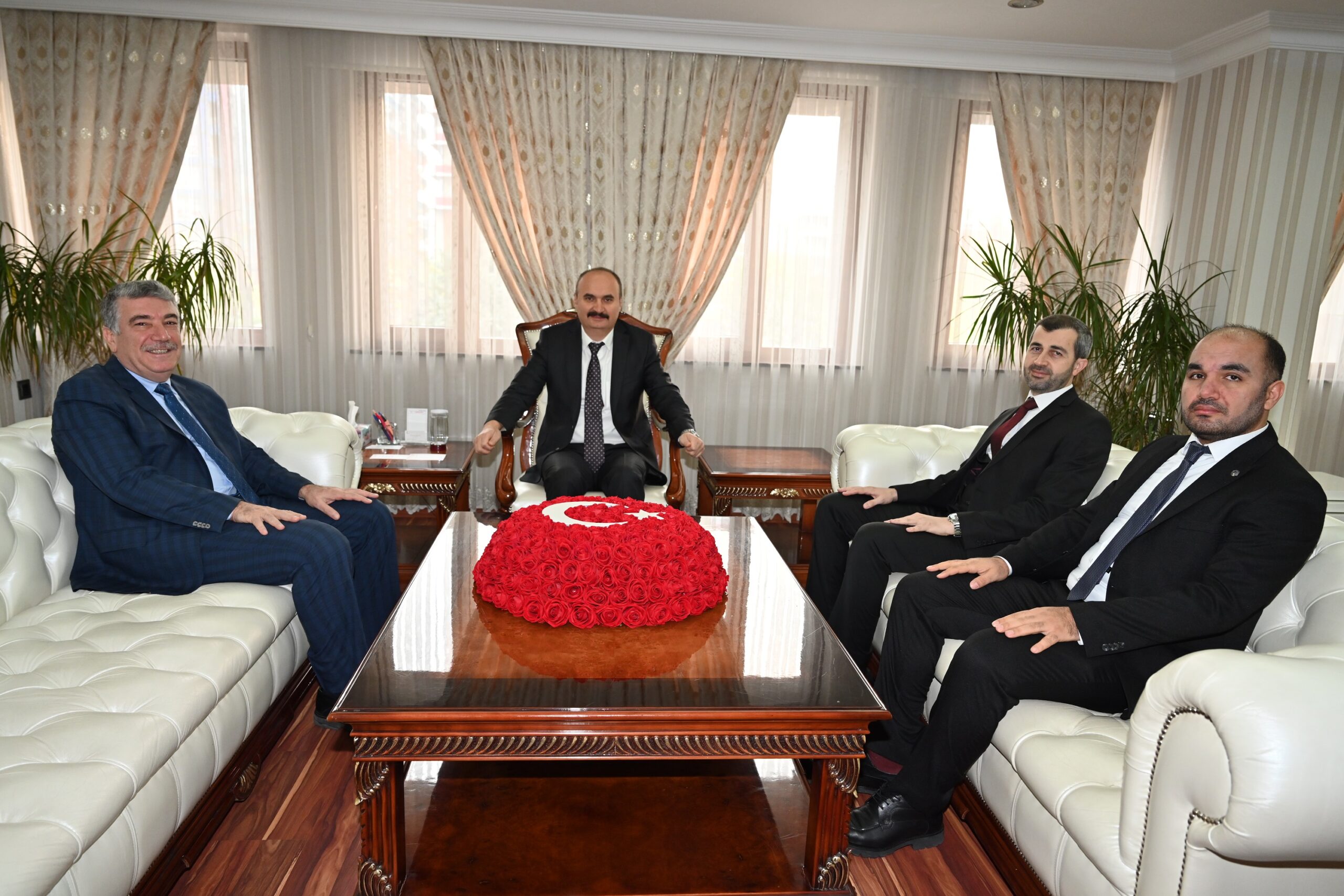 TPAO Yönetimi, 70. Yıl Dönümünde Vali Canalp’ı Ziyaret Etti