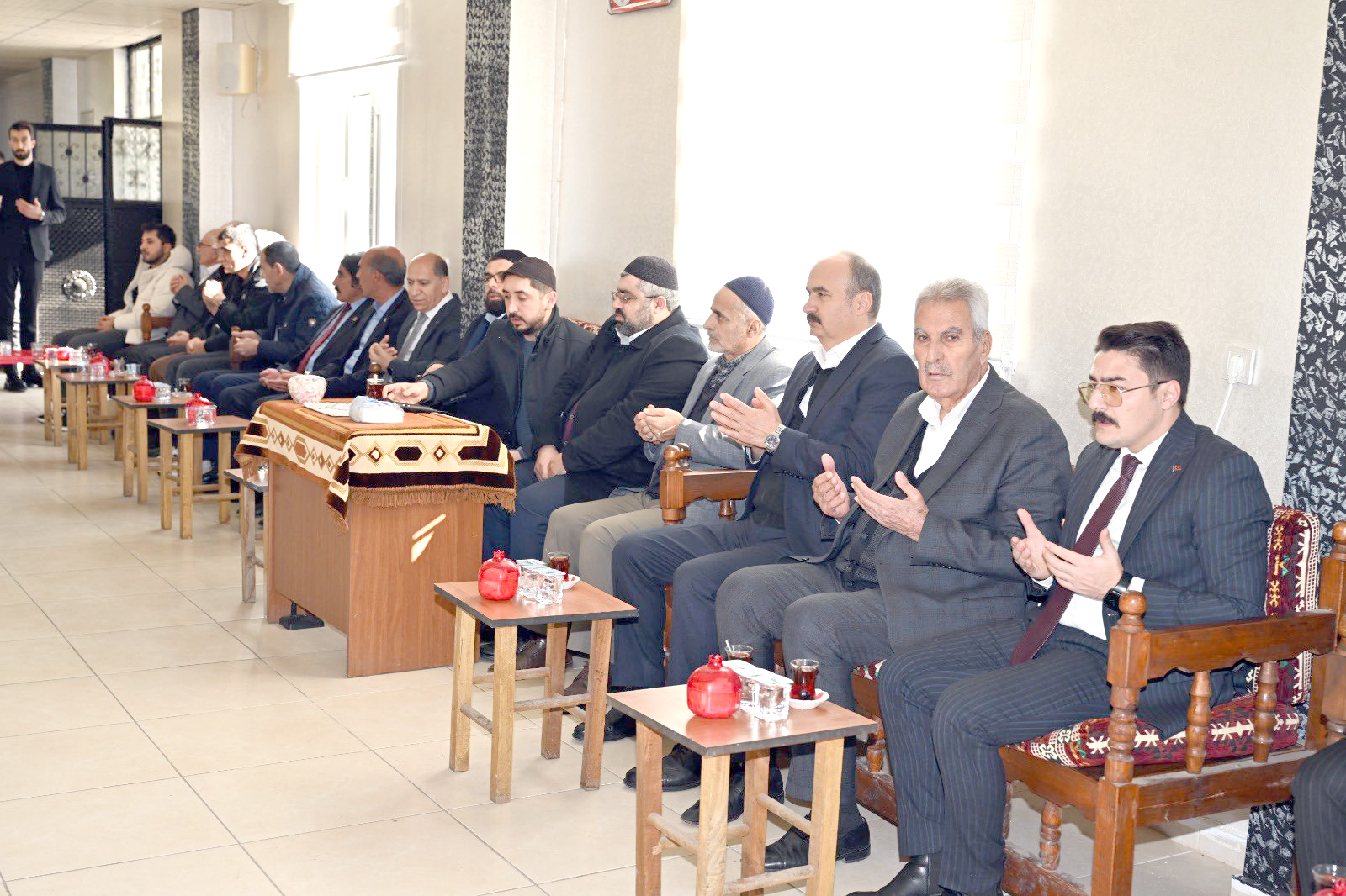 Vali Canalp, Karabulut ailesine taziye ziyaretinde bulundu