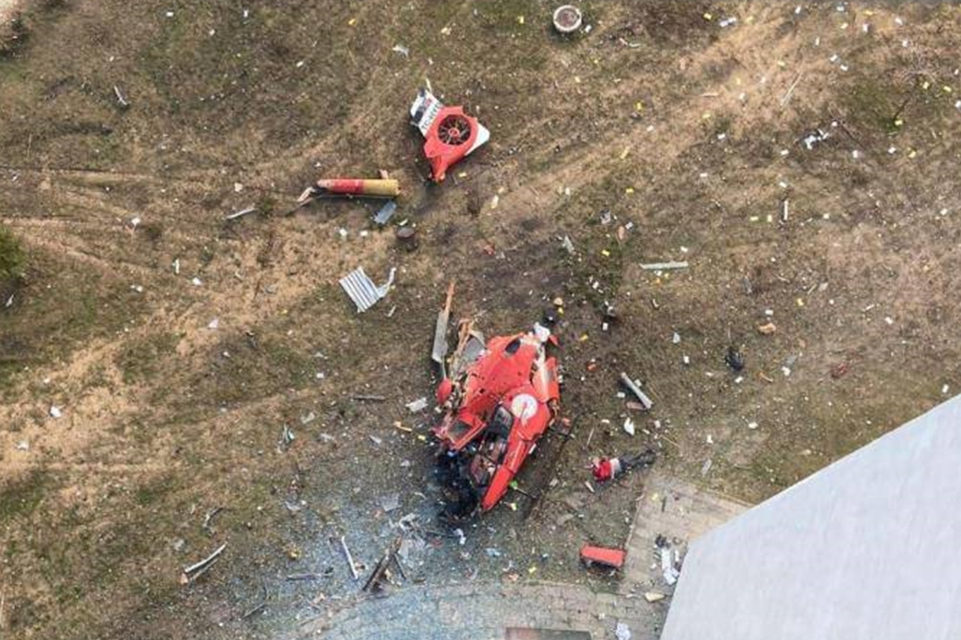 Helikopter hastaneye çarptı: 4 kişi hayatını kaybetti