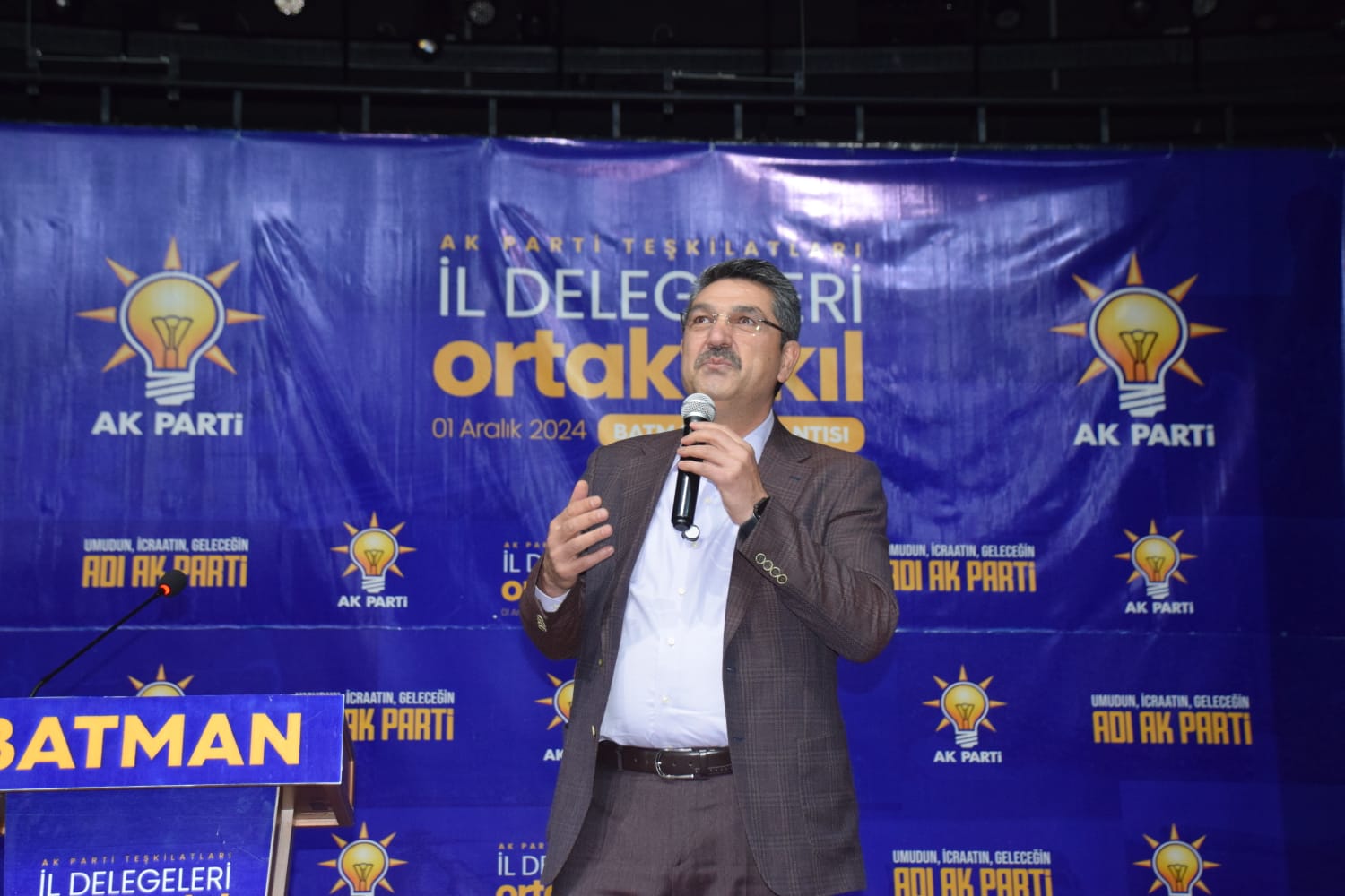 “Onlar yakıp yıktıkça bizler inşa edeceğiz”