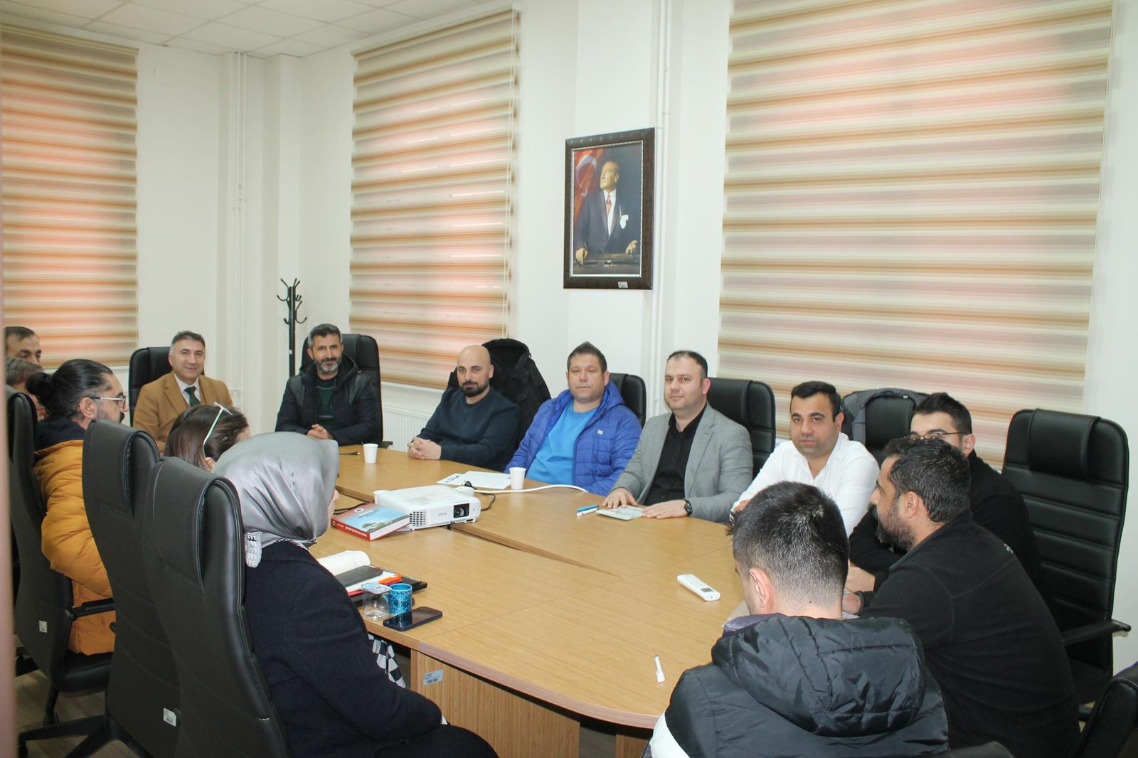 Demir, Enerji Koordinasyon Merkezini ziyaret etti