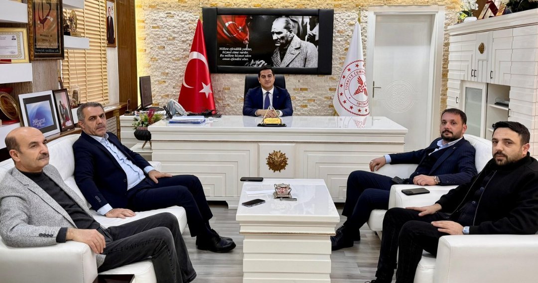 Ak Parti Heyeti, İl Sağlık Müdürü Canpolat’ı Ziyaret Etti