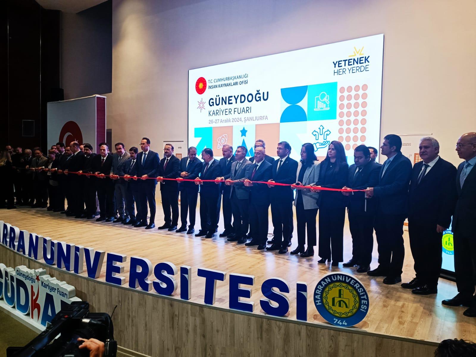 Üniversite, Güneydoğu Kariyer Fuarı’na Katıldı