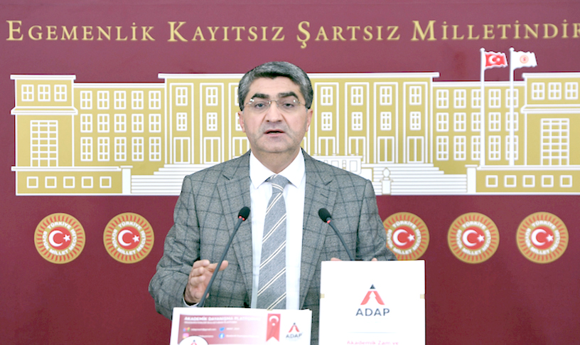 Ekmen’den Kadro Açıklaması