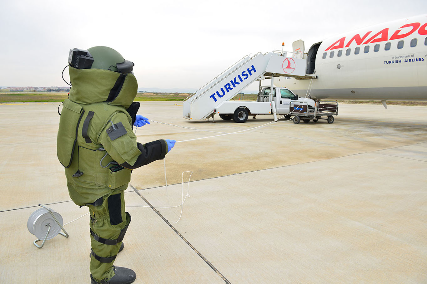 Havalimanında Silahlı ve Bombalı Saldırı Tatbikatı Gerçekleştirildi