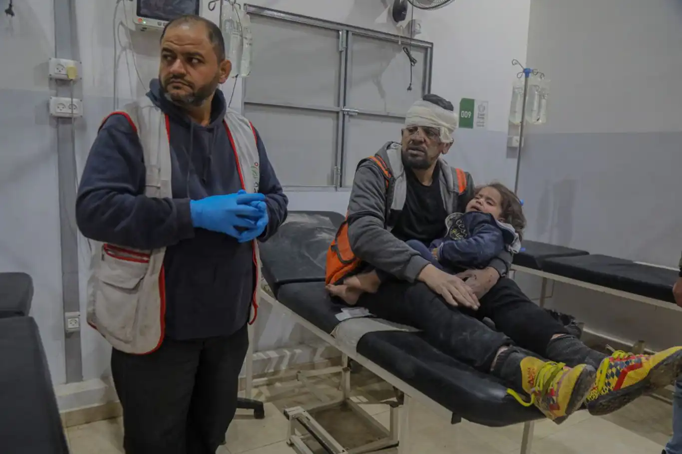 Soykırımın 460’ıncı gününde Gazze’ye saldırılar sürüyor: Çok sayıda şehit ve yaralı var