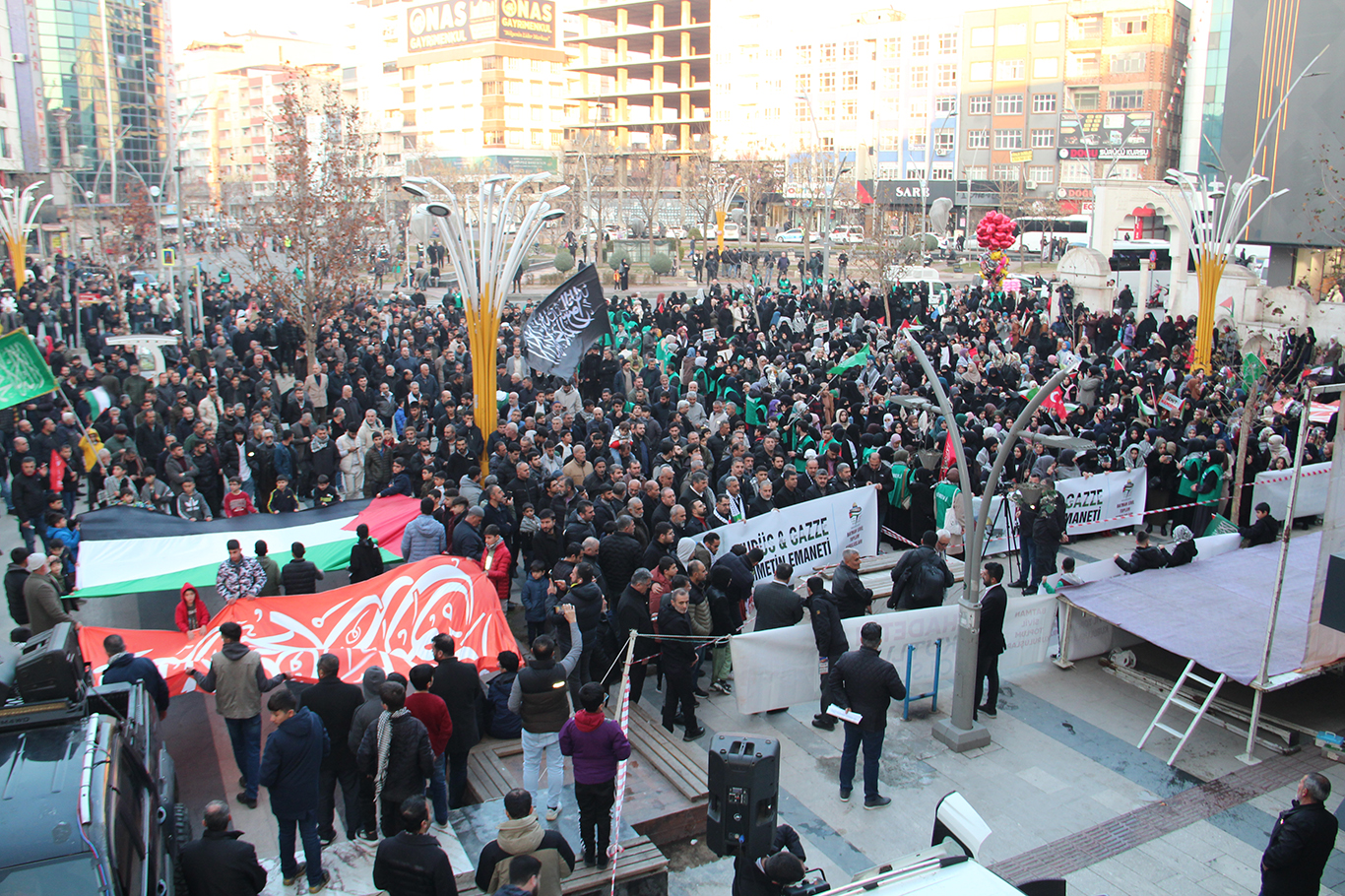 Binler Kudüs İçin Buluştu