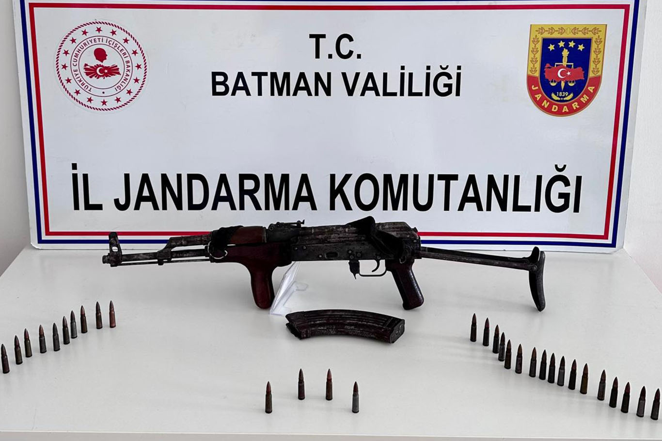 Beşiri’de Yasa Dışı Silah ve Mühimmat Ele Geçirildi