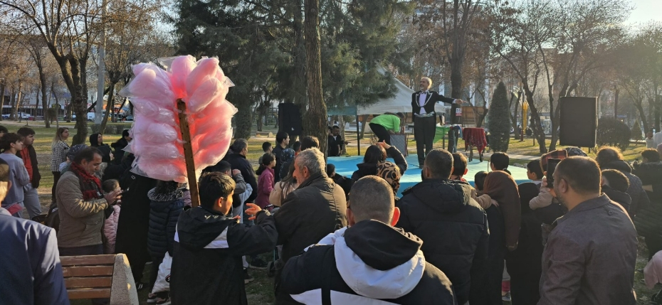 Atatürk Parkı’nda Çocuk Şenlikleri Başladı