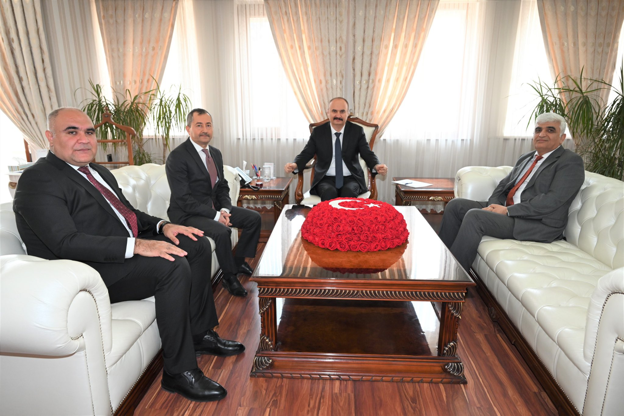 Orman Bölge Müdürlerinden Vali Canalp’a Ziyaret