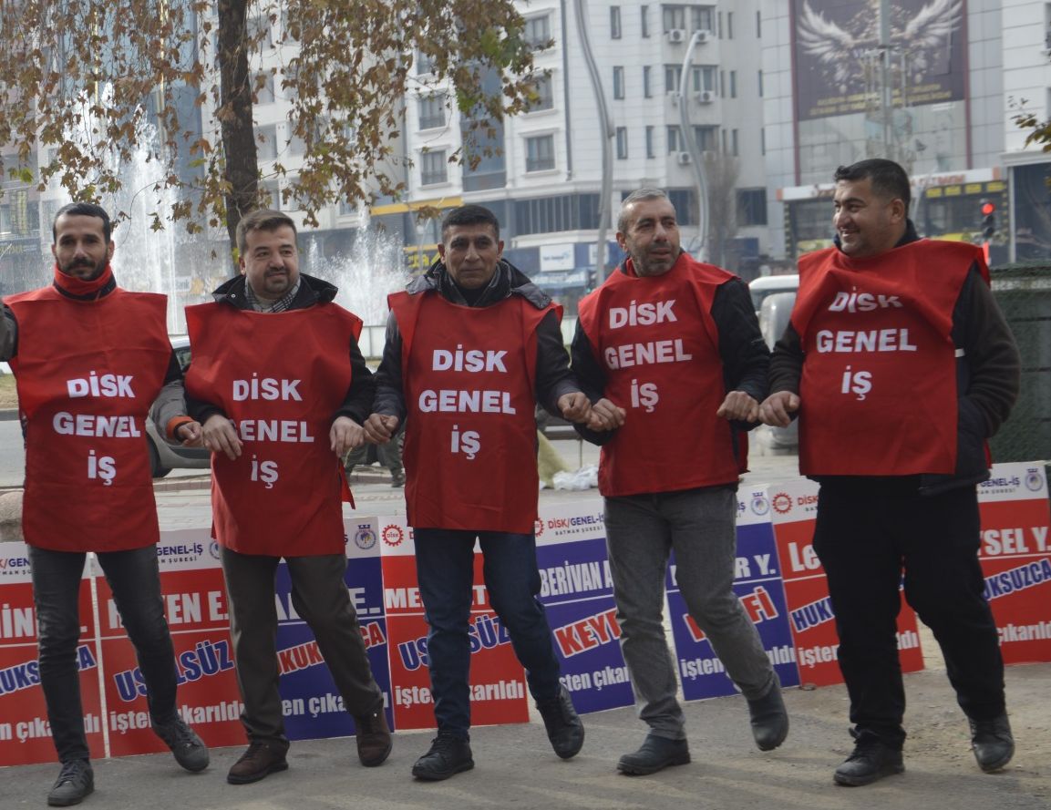 İşçilerin Nöbet Eylemi Devam Ediyor