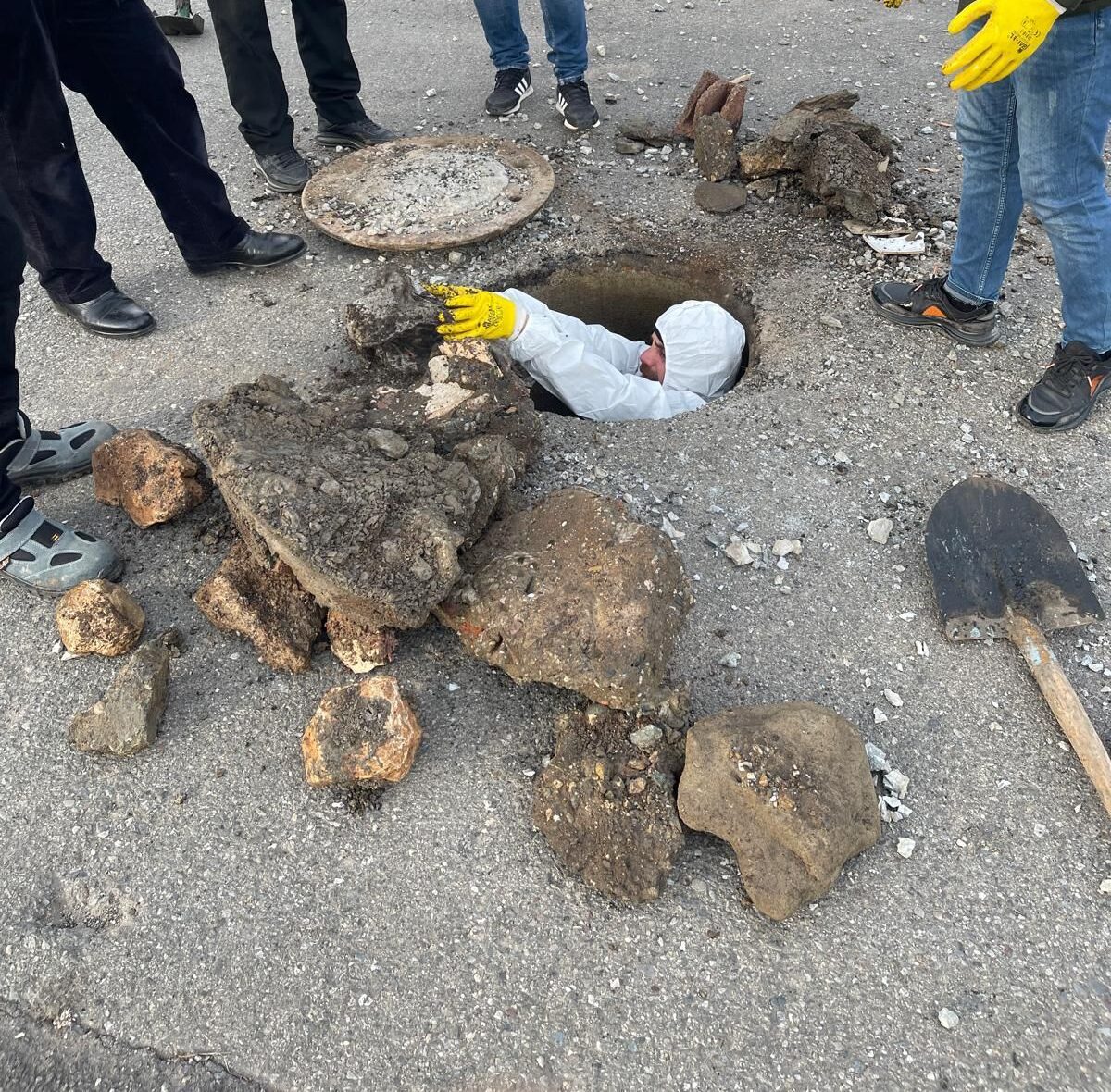 Kanalizasyon Bacalarından Şaşırtan Atıklar Çıkıyor