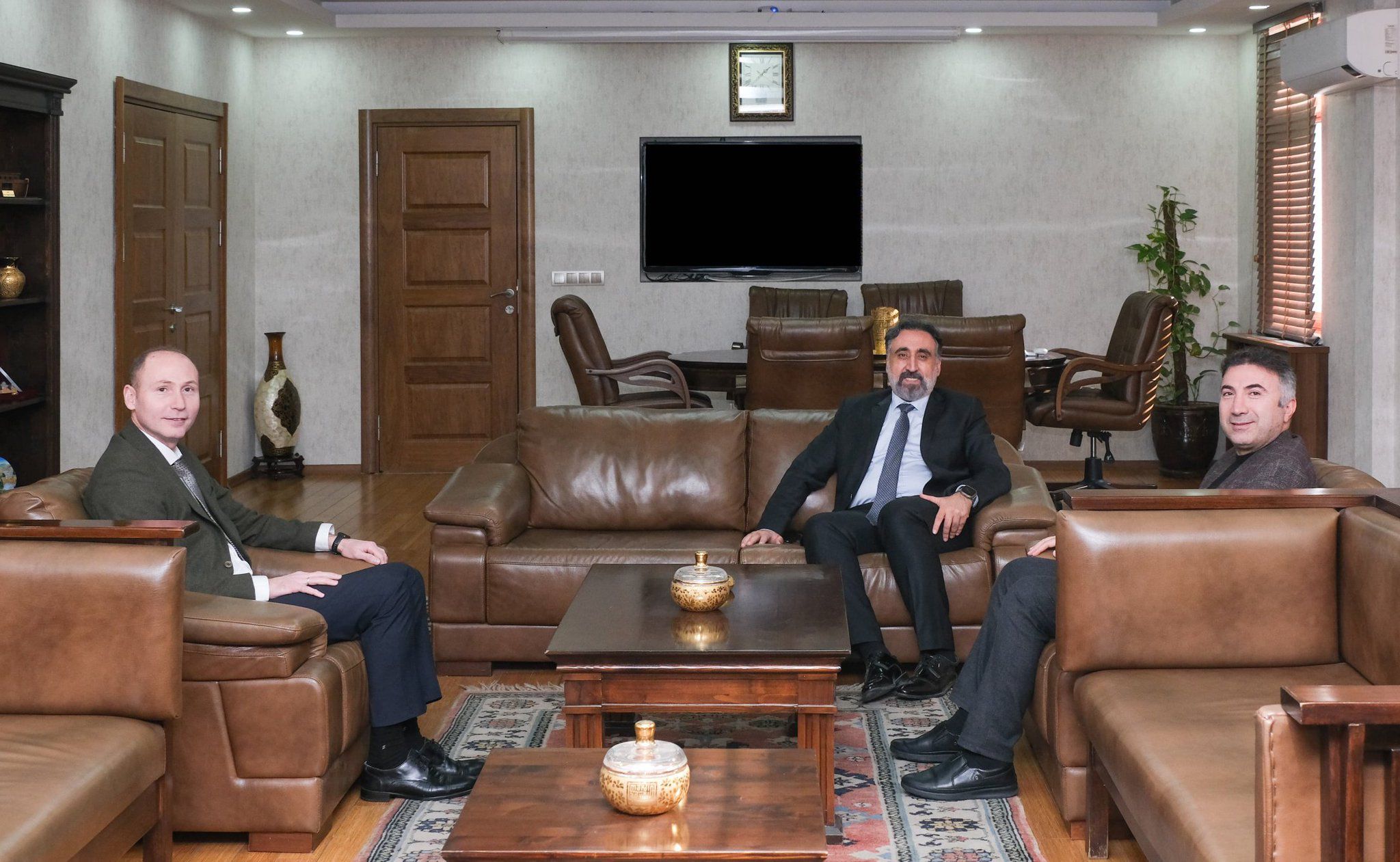 Rektör Demir, Mardin Artuklu Üniversitesi’ni Ziyaret Etti