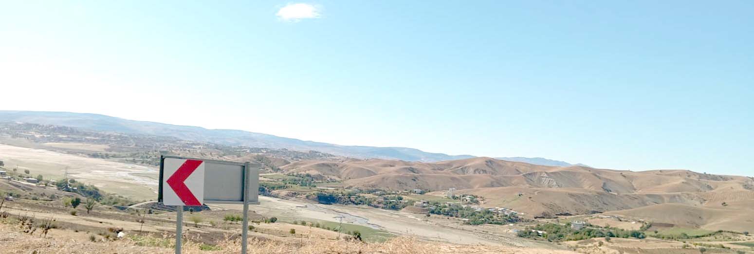 Sason Çayı yeşile döndü