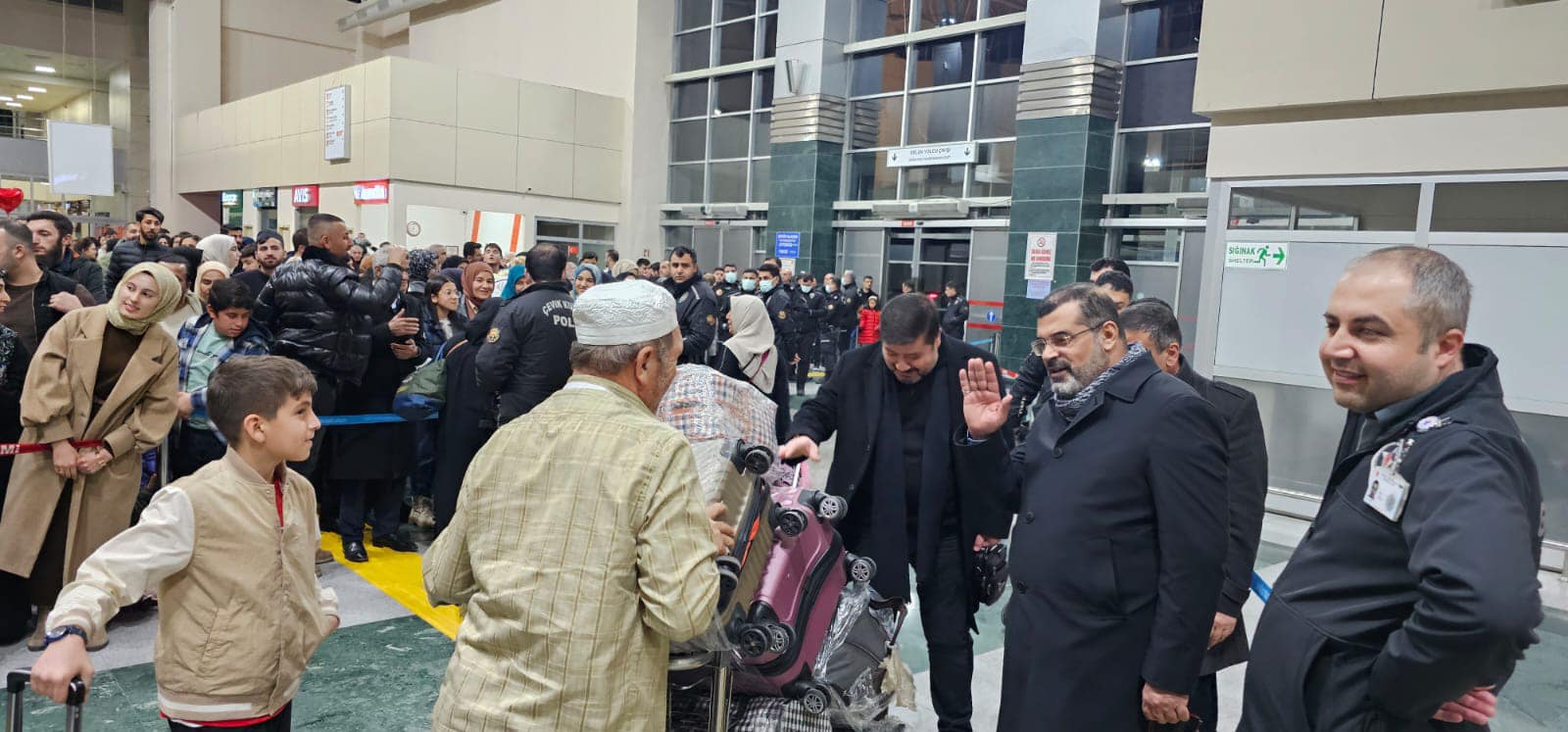 Umre Kafilesi Batman’a Döndü