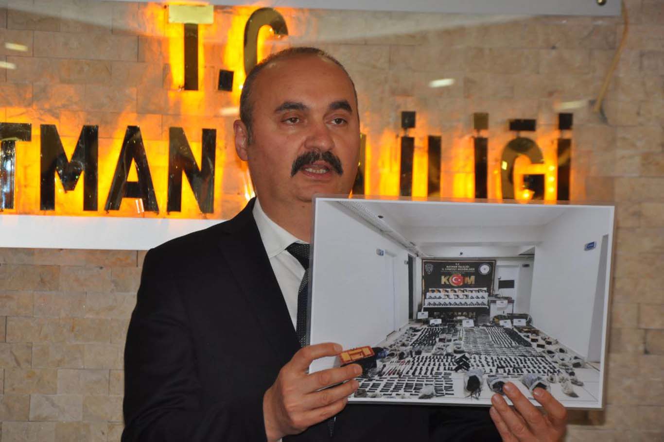 Vali Canalp, 2024 Yılı Asayiş Faaliyetlerini Açıkladı