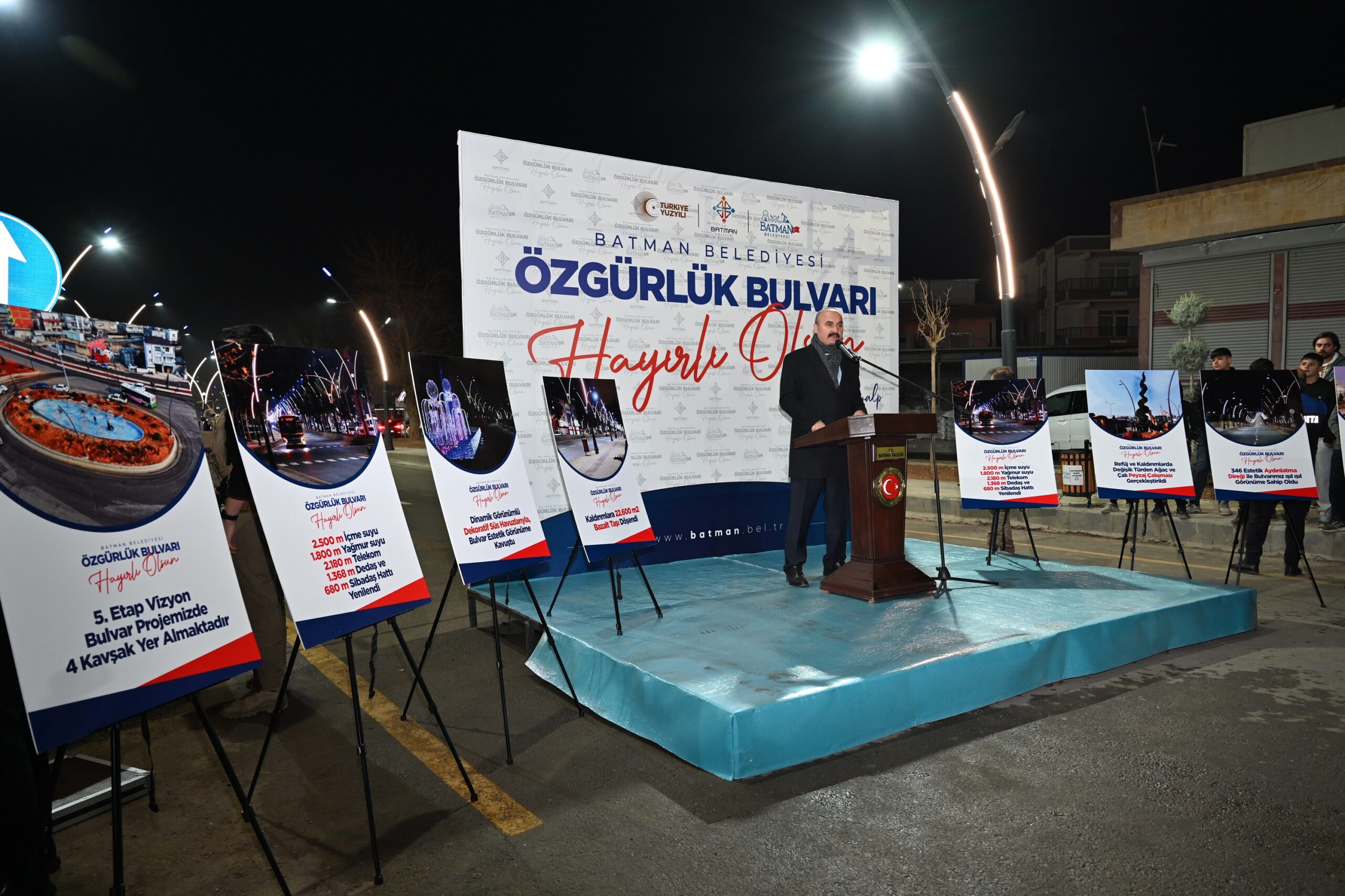 Yenilenen Özgürlük Bulvarı Trafiğe Açıldı