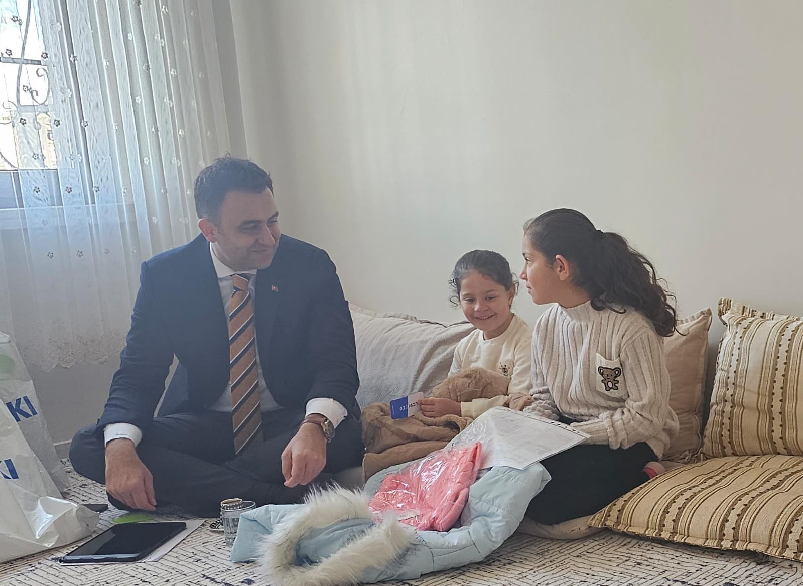 İmrak, Hane Ziyaretlerine Devam Ediyor