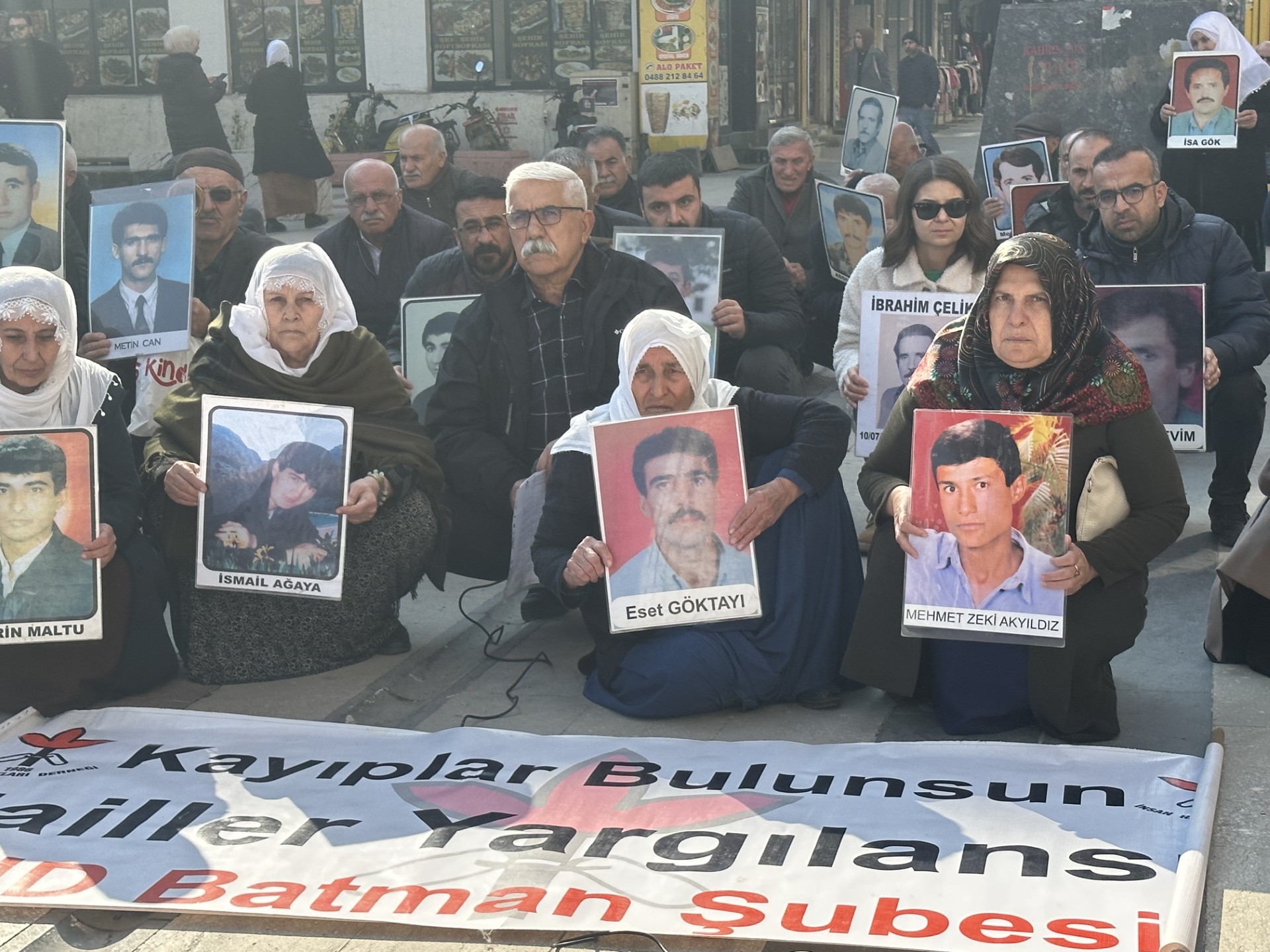 İHD, Tanış ve Deniz’in Akıbetini Sordu