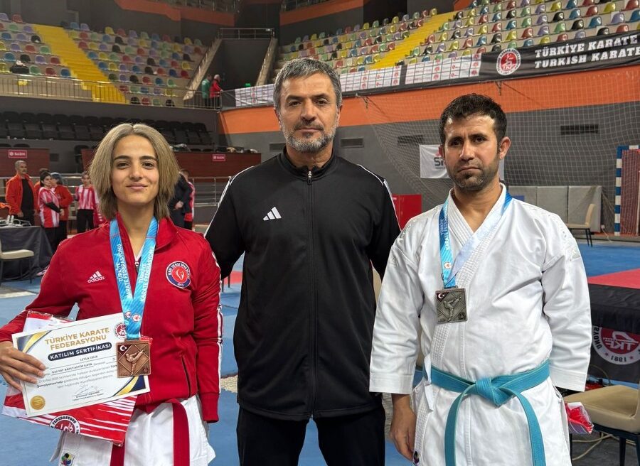 Batmanlı Karatecilerden 2 Türkiye Derecesi