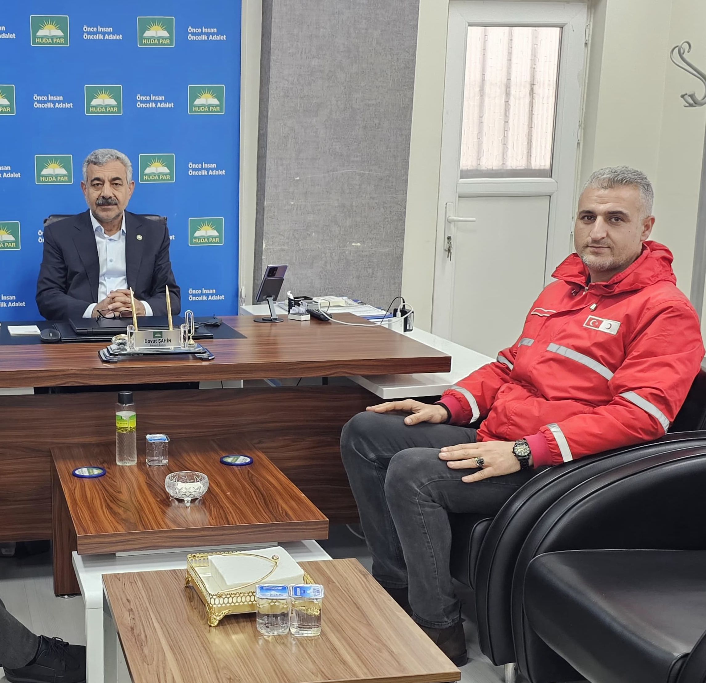 HÜDA PAR’dan Kan Bağışı Kampanyasına Destek