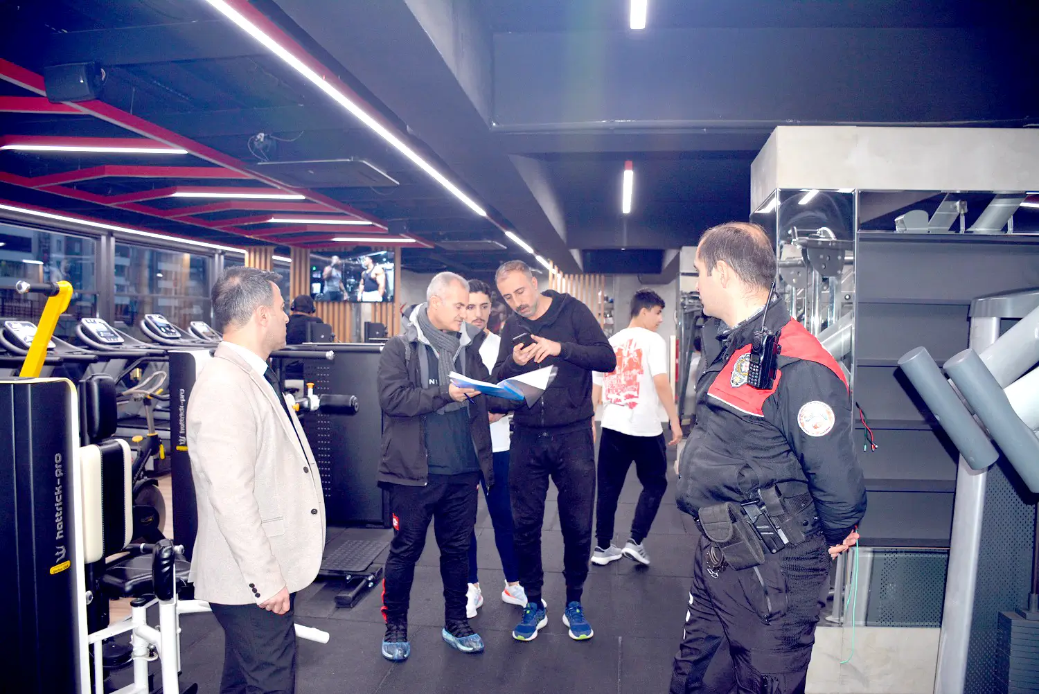 İzinsiz Spor Salonları Kapanacak