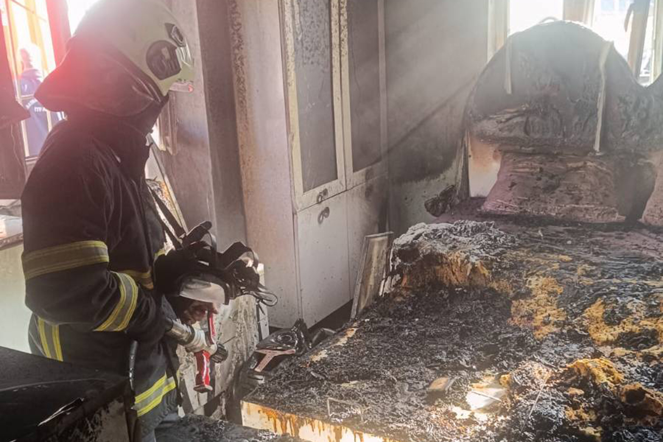 Tek Katlı Evde Çıkan Yangında Maddi Hasar Oluştu