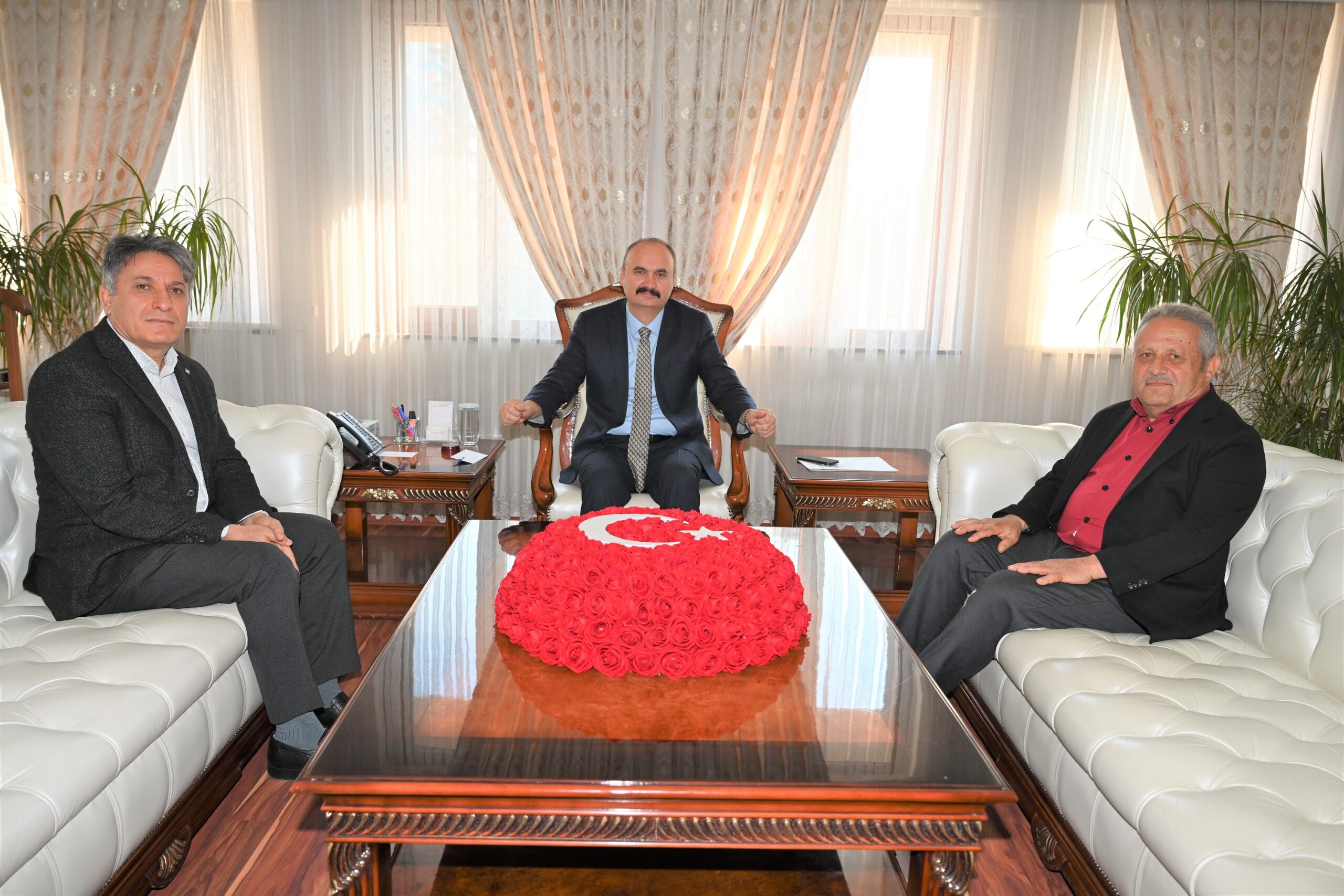 Vali Canalp: ‘’Batman, Bölgenin Merkezi Olacak’’