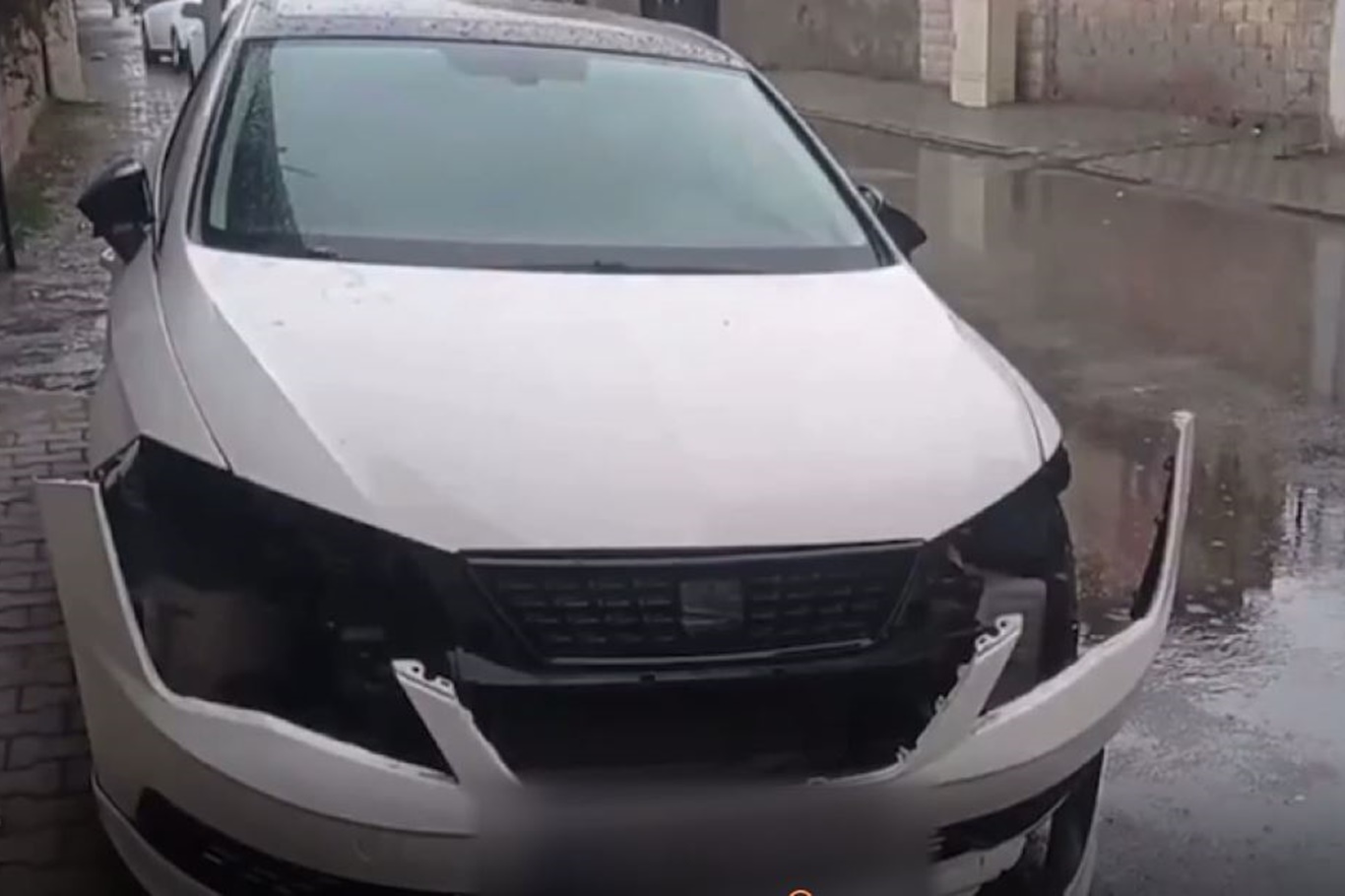 Otomobil Parçaları Çalan İki Şüpheli Tutuklandı