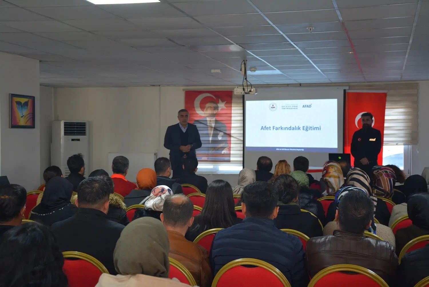 Afad’tan Gençlik Personellerine ‘Afet Ve Farkındalık’ Eğitimi