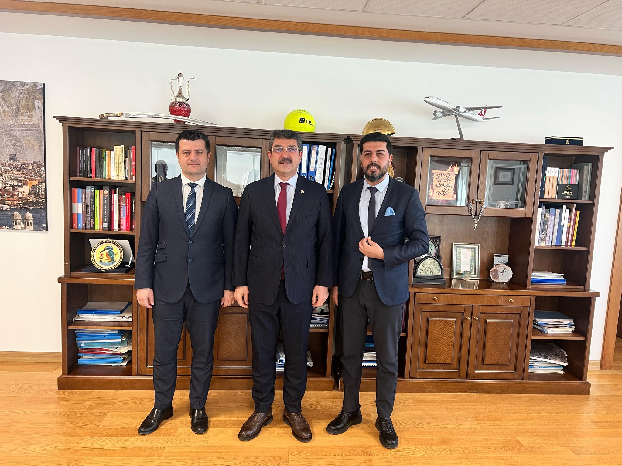 Baro’dan Vekillere Ziyaret