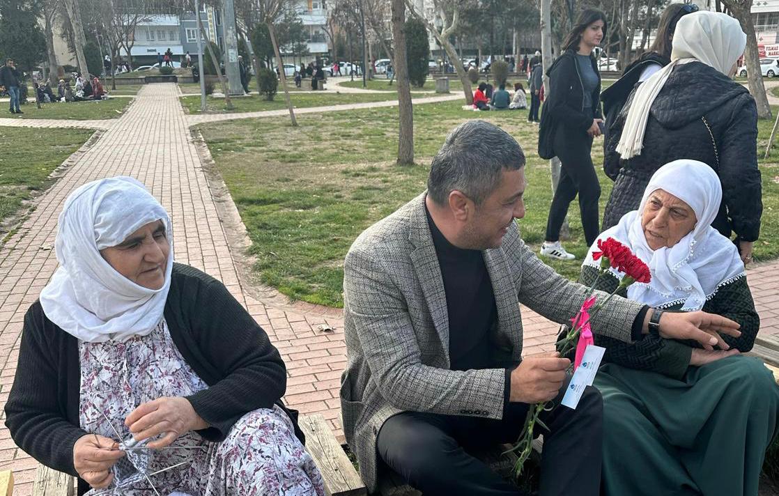 Başkan Yılmaz, 8 Mart Dünya Kadınlar Günü’nü Kutladı