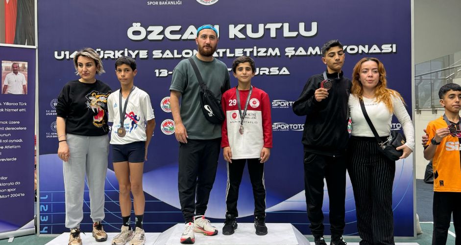 Gülle Atmada Çifte Madalya