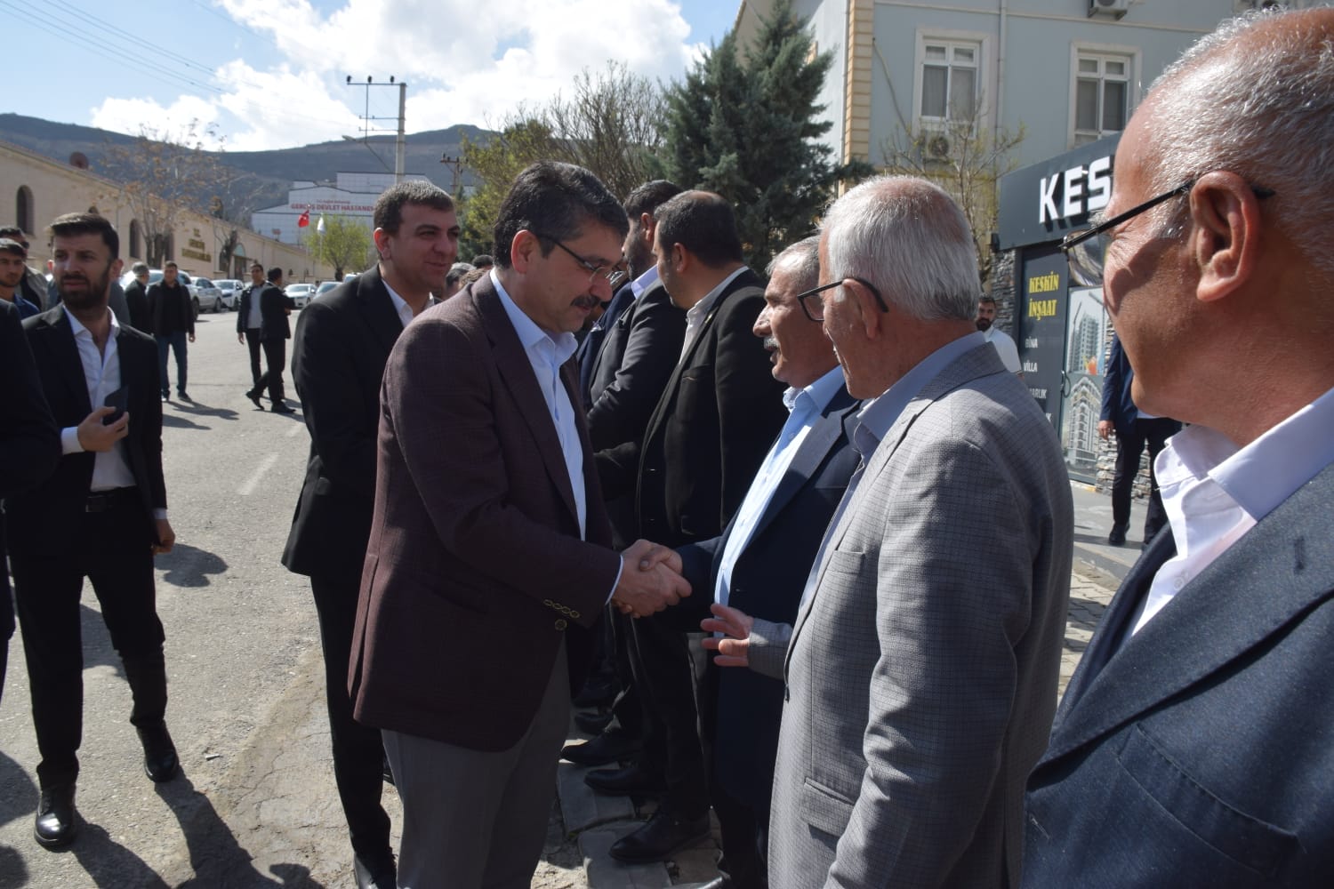 Nasıroğlu Gercüş’te Bayram Ziyaretinde Bulundu