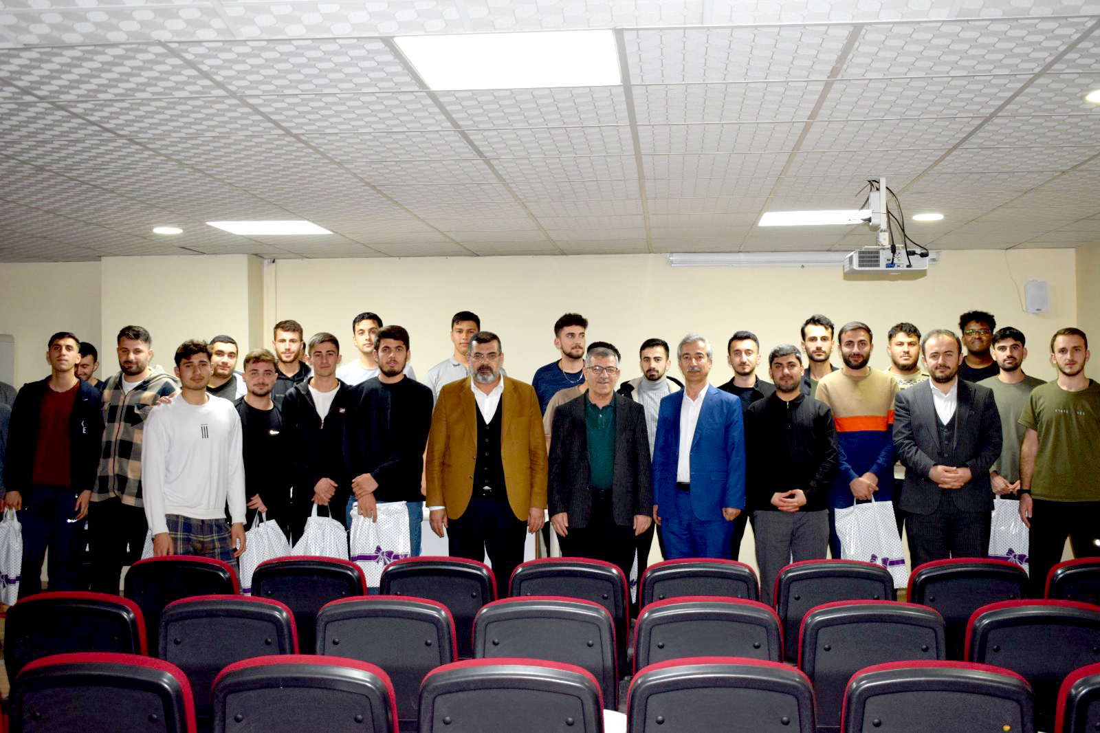 Seyyid Bilal Erkek Öğrenci Yurdu’nda İftar Programı Düzenlendi