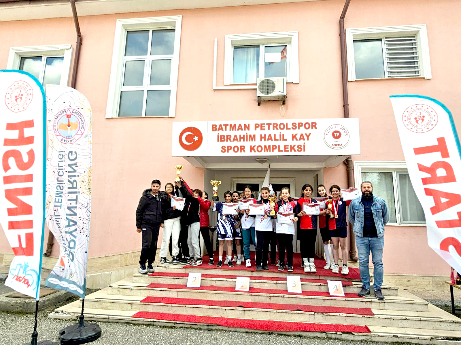 Fernas Ortaokulu Oryantiringte Şampiyon Oldu