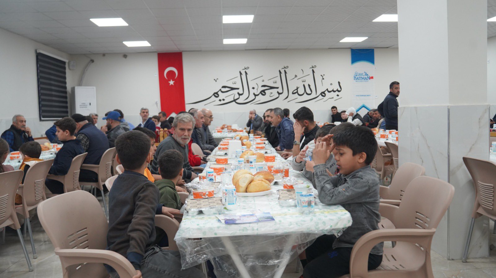 Batman’da İftar Programları Devam Ediyor