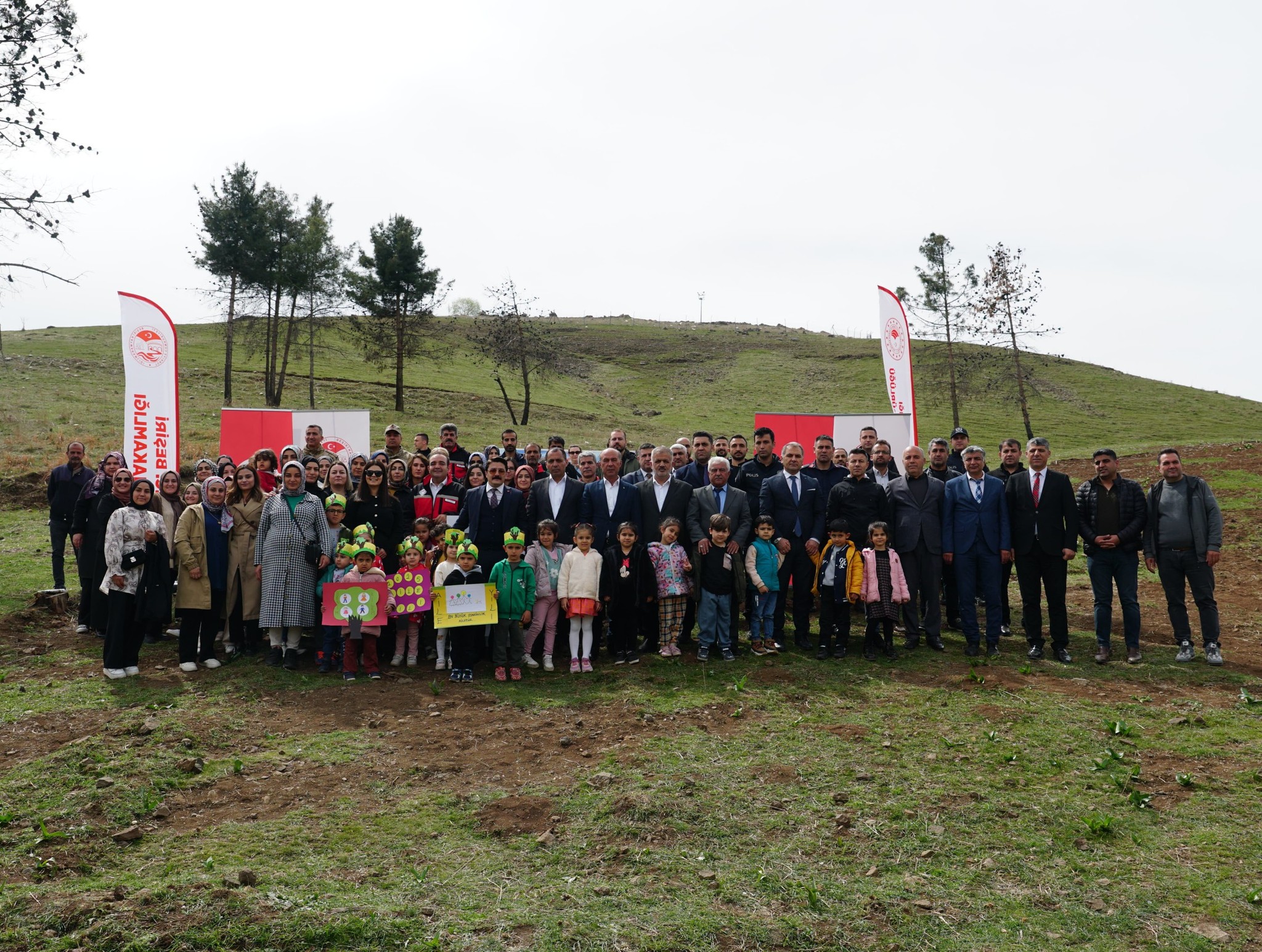 “Her Aileye Bir Fidan, Her Fidan Bir Orman” Etkinliği Düzenlendi