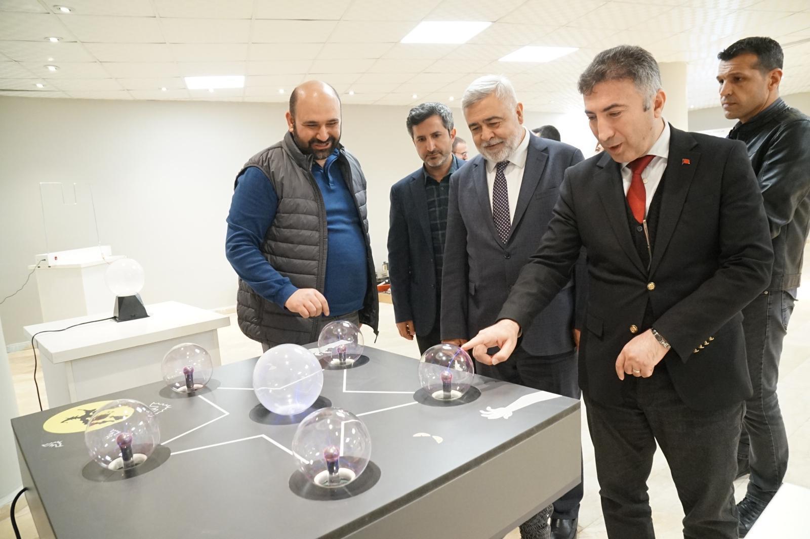 Batman Üniversitesi, Türkiye’nin İlk Enerji Müzesi’ni Açtı