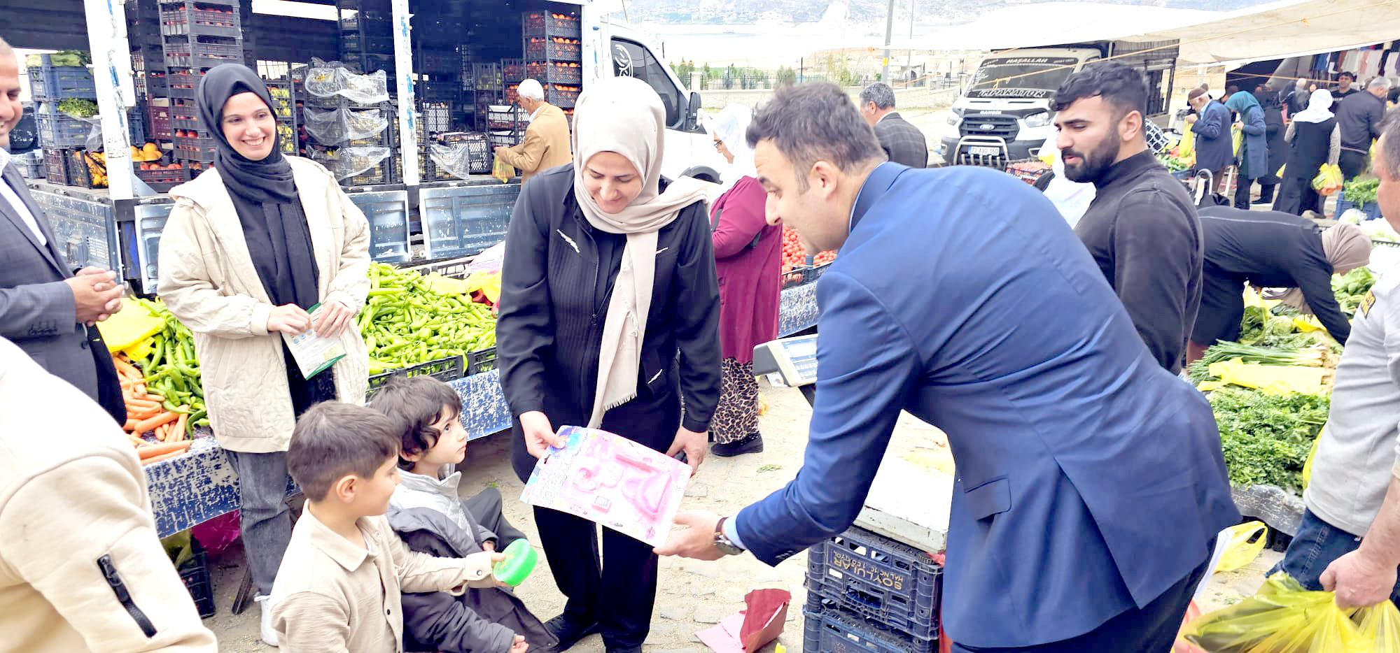 Hasankeyf Kaymakamı Esnaf ve Pazar Yeri Ziyaretinde