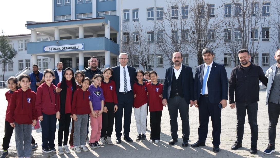 İl Milli Eğitim Müdürü’nden 16 Mayıs Okullarına Ziyaret