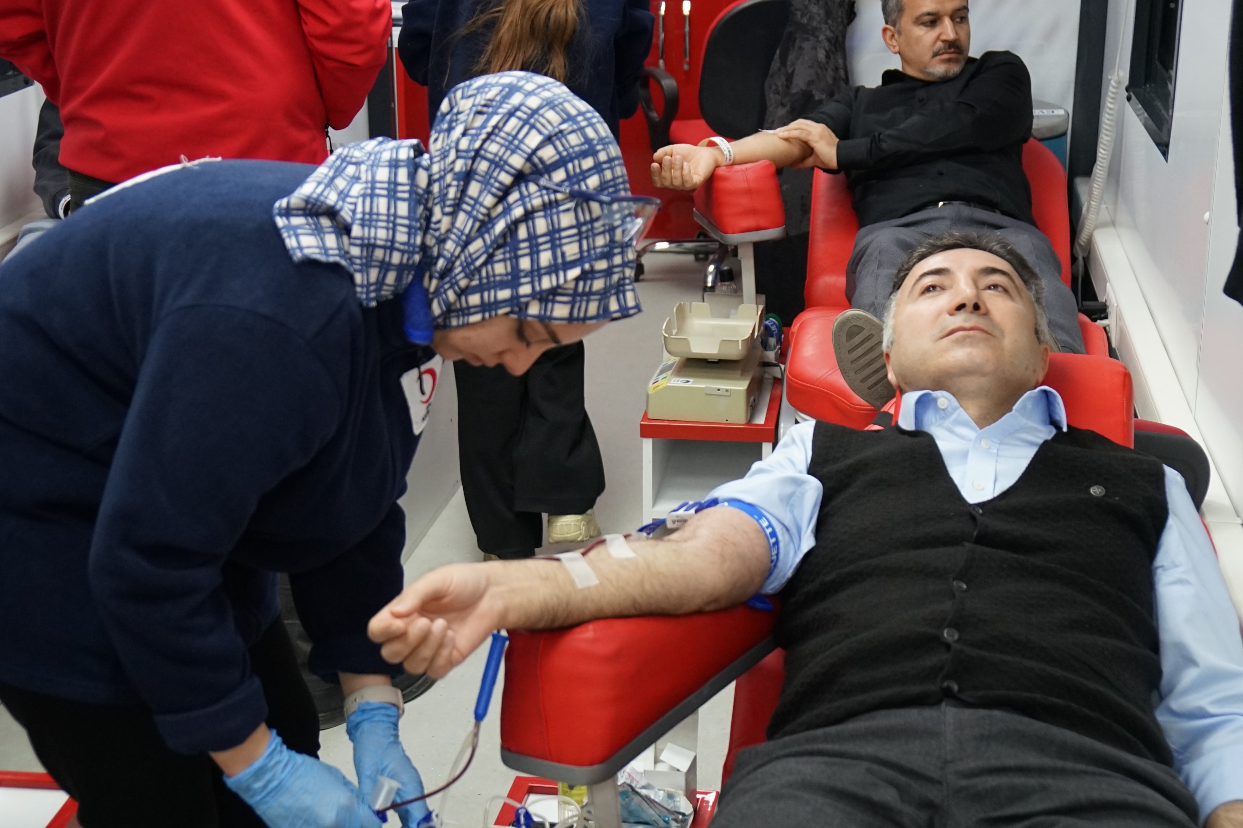 Batman Üniversitesi’nden Kan Bağışı Kampanyasına Destek