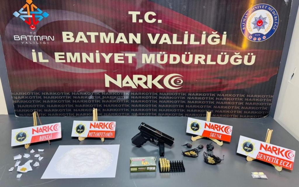 Narkotik Operasyonu: 1 Kilo 76 Gram Metamfetamin Ele Geçirildi