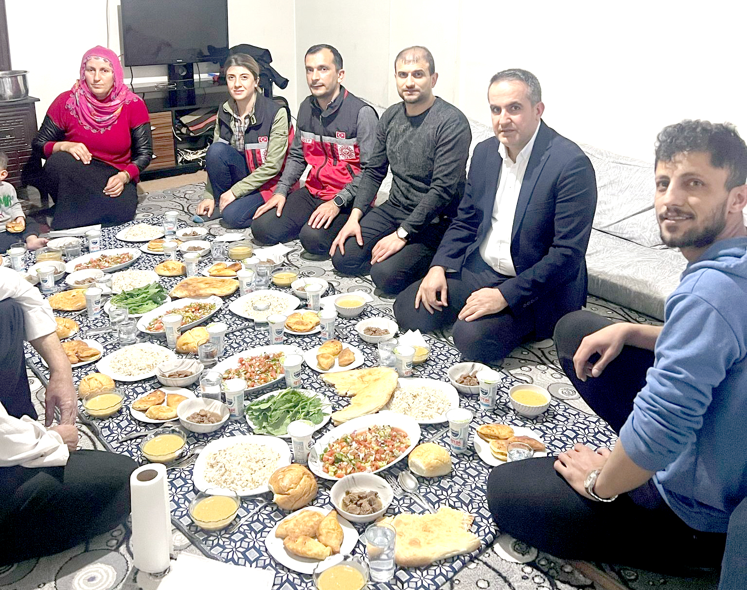 Aile Yılı Etkinlikleri Kapsamında Yaşlılara Saygı Ziyareti