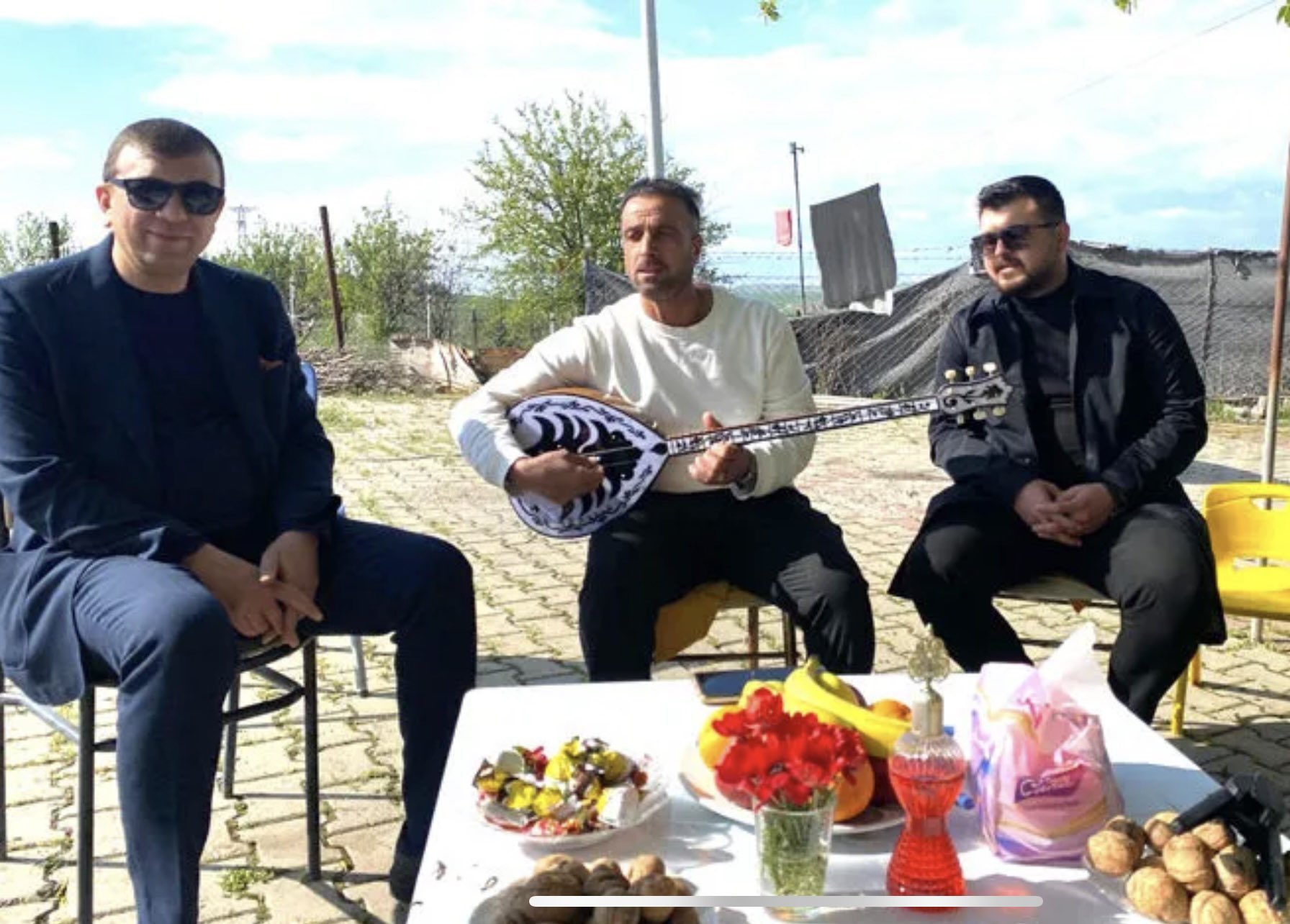 Çiçek’ten Ezidi Vatandaşlara Çarşema Sor Ziyareti